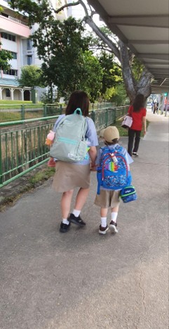 Going to Middleton International School with Archie, January 2022 - 2022年　1月、アーチーと一緒にミドルトンインターナショナルスクールへ 