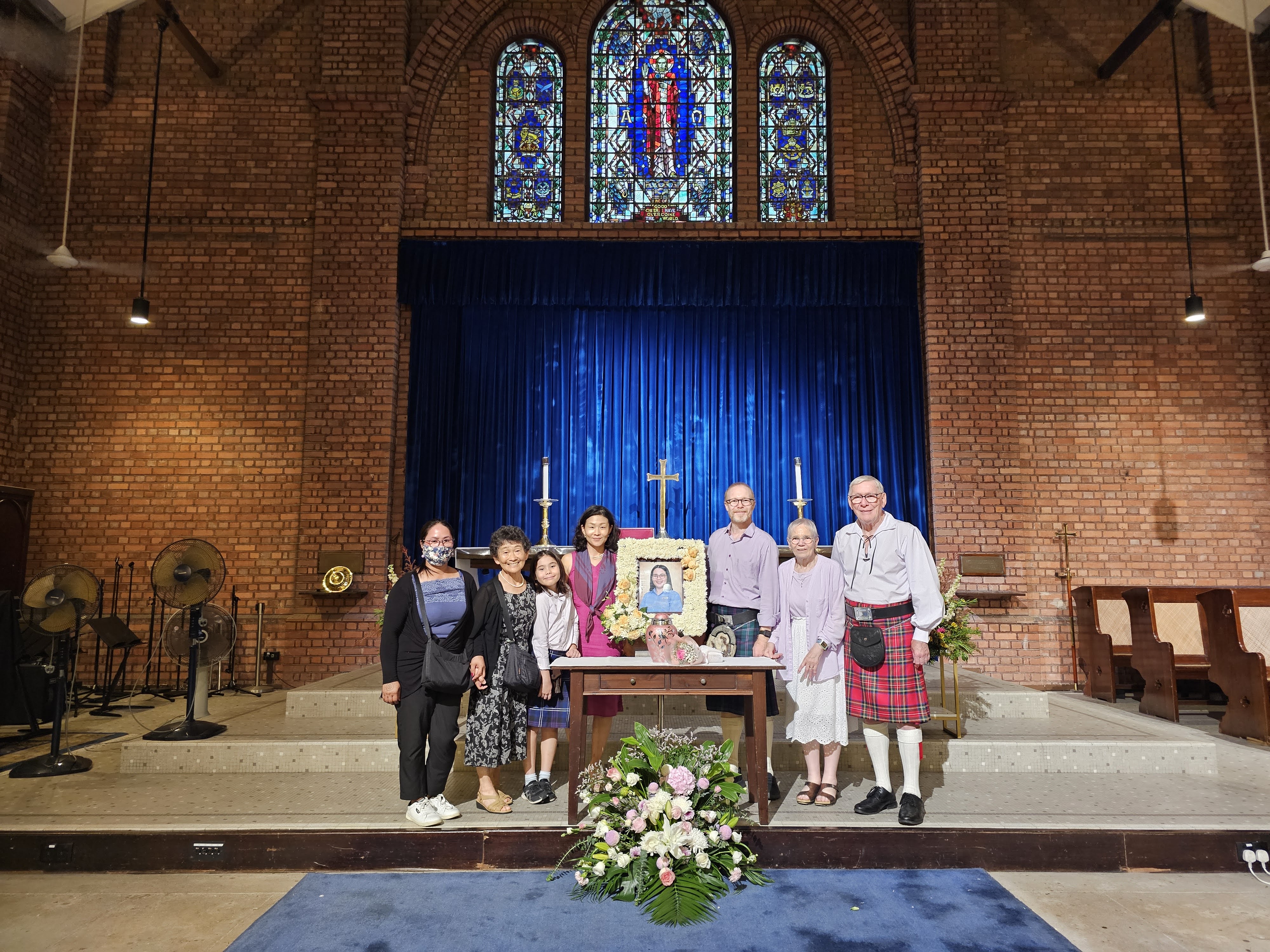 Memorial Service at St. George's Church - メモリアルサービス後、St. George's Churchにて